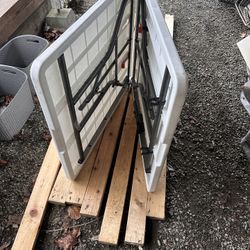 6ft Folding Table – Portable Bi-Fold with Carry Handle