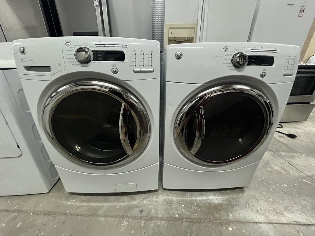 DEAL GE Washer and Dryer Set