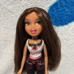Bratz Doll Twiinz Tess 