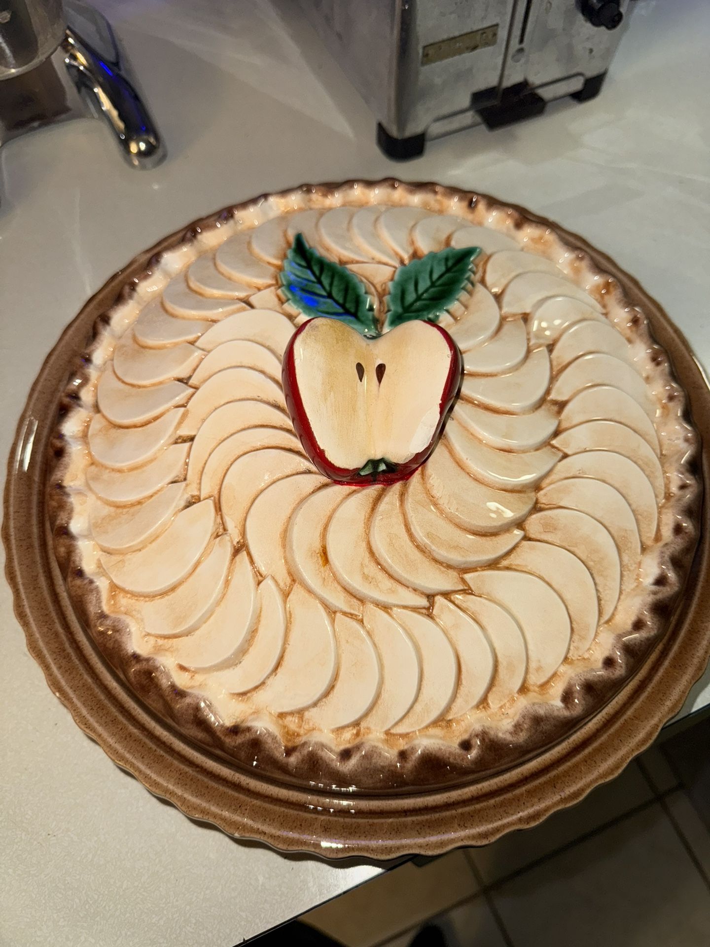 Vintage Ceramic Pie Dish Excellent Condition