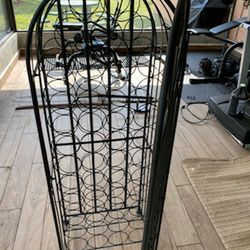 Iron Wine Rack: In Great Condition 