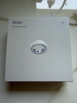 Oura ring ceramic 4 size 9