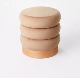 Clarkdale Channel Tufted Ottoman 