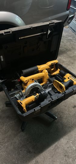 Dewalt tool kit