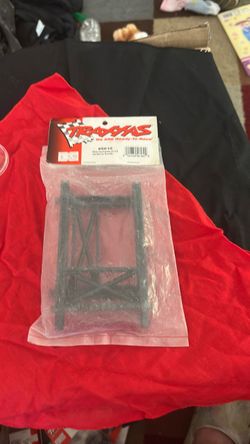 Traxxas #5616 sorry Mount post, front and rear(tall for Summit)