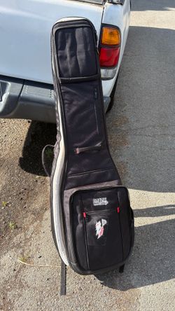 Gator Double gig bag for basses or baritones
