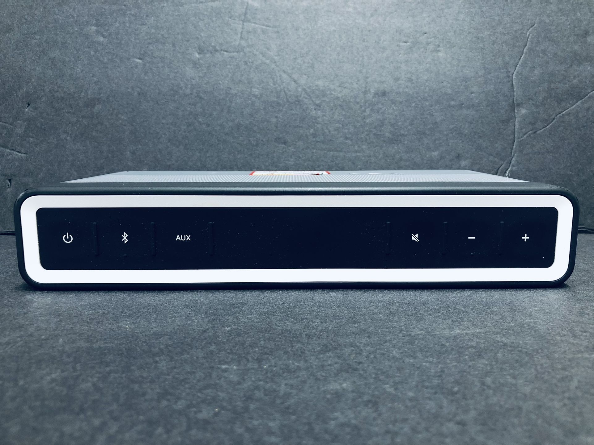 Bose SoundLink III Bluetooth Speaker w/Charger