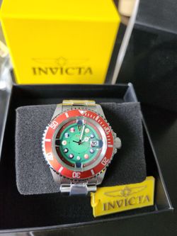 Brand New Invicta Pro Diver Pool Shark 40mm Silver Men's Watch
