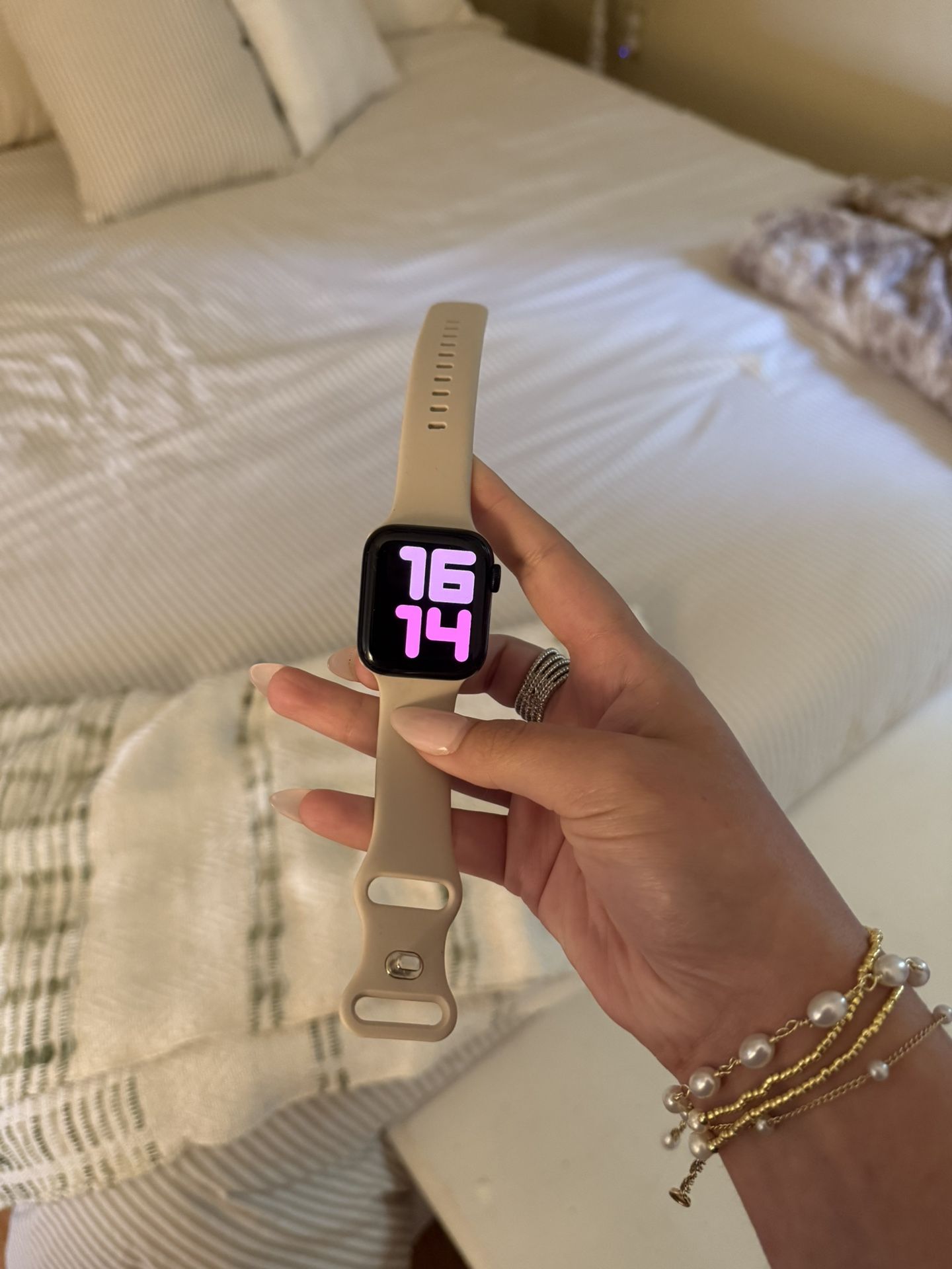 Apple Watch SE 2024