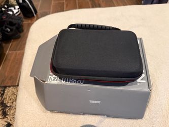 Garmin dezl 820 trucker GPS new $300