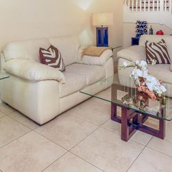 Living Room Set / Sofa/ Coffee Table 