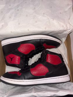Jordan Access (Size 9M) (Black & Red)