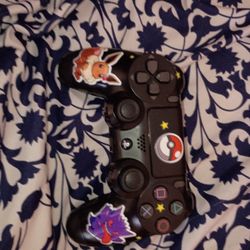 PS4 And Controller With Hard Case Injustice 2