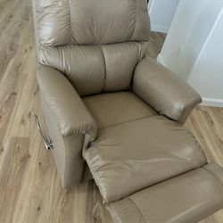 Rocking Manual Recliner