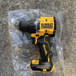DEWALT ATOMIC 20-Volt MAX Brushless Cordless 1/2 in. Drill Driver (Tool-Only)