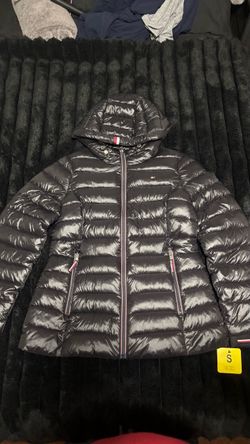 WOMEN’S ￼Tommy Hilfiger puffer jacket