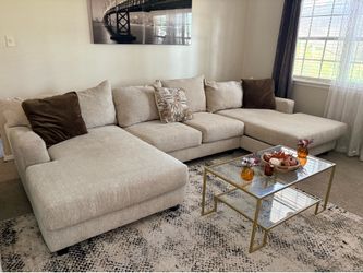 Sectional couch