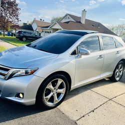TOYOTA VENZA LIMITED 2013 AWD V6 FOR SALE OR TRADE 