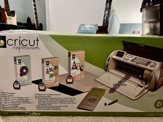 Cricut Expression With 6 Cartridges