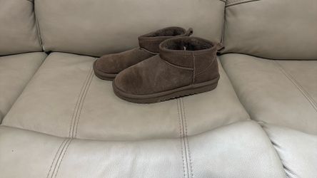 Ugg women’s classic ultra mini boots