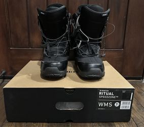 Burton Ritual Women Snowboard Boots Size US 7.5 EUR 39