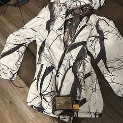 Camo reversible jacket size large