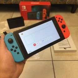 Nintendo Switch 