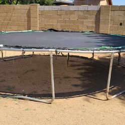 trampolin 
