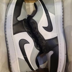 Jordan 1 Low Shadow Grey Size 9m