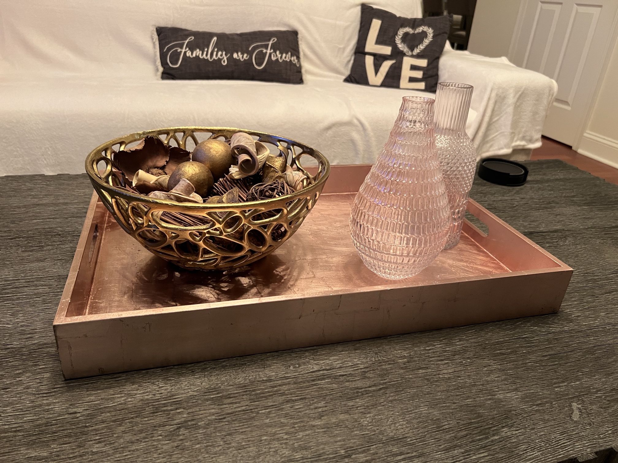 Decorations ( Tray,vases And Bow)