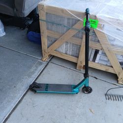 Colt Trick Scooter