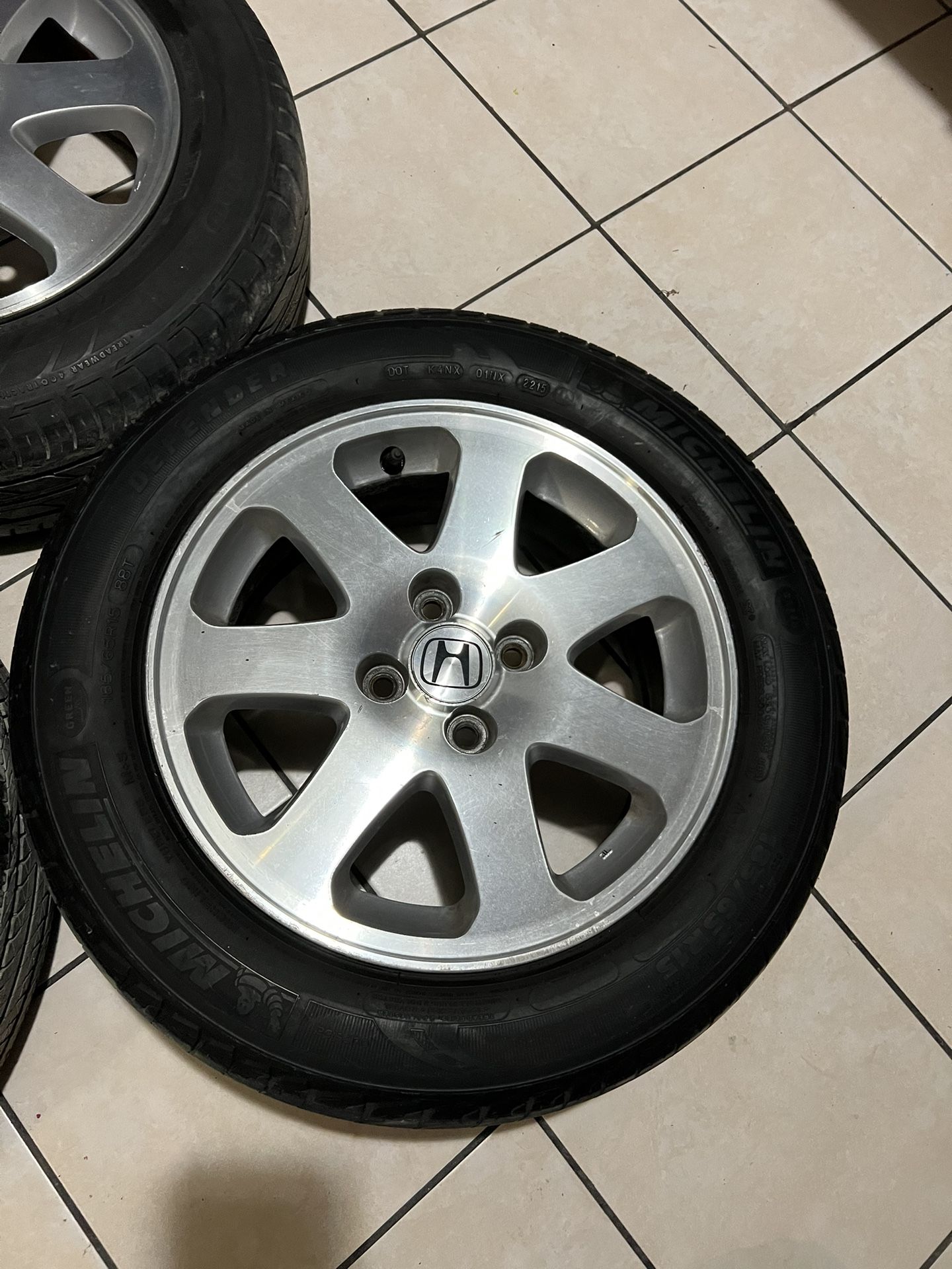 Honda Civic Si wheels & Tires for Sale in West Covina, CA OfferUp