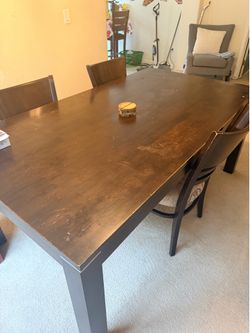 Dining Table + Chairs * FREE