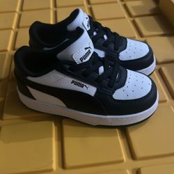 8C Toddler boy Puma Sneakers