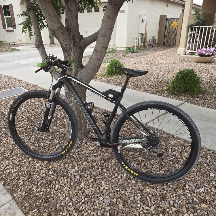 Specialized Stumpthumper 29er 17 1/2