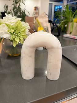 Marble Arch Sculpture — Decorative Bookend/Object