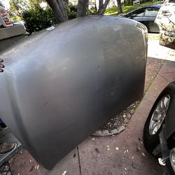 2003 Tahoe hood