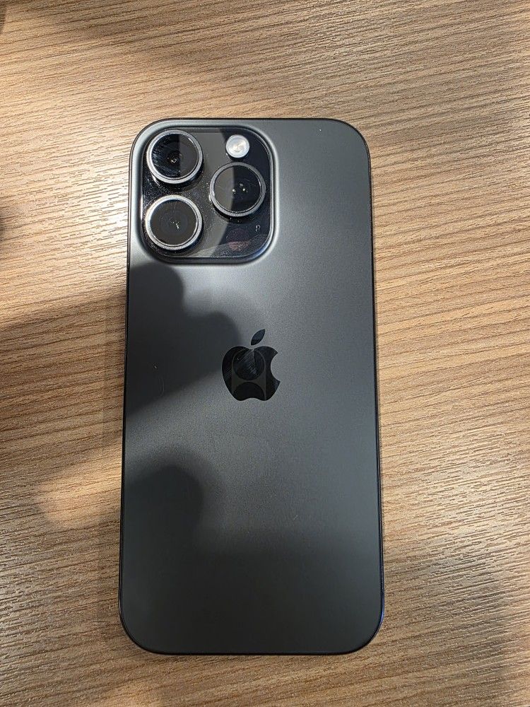 iPhone 16 Pro 256gb UNLOCKED