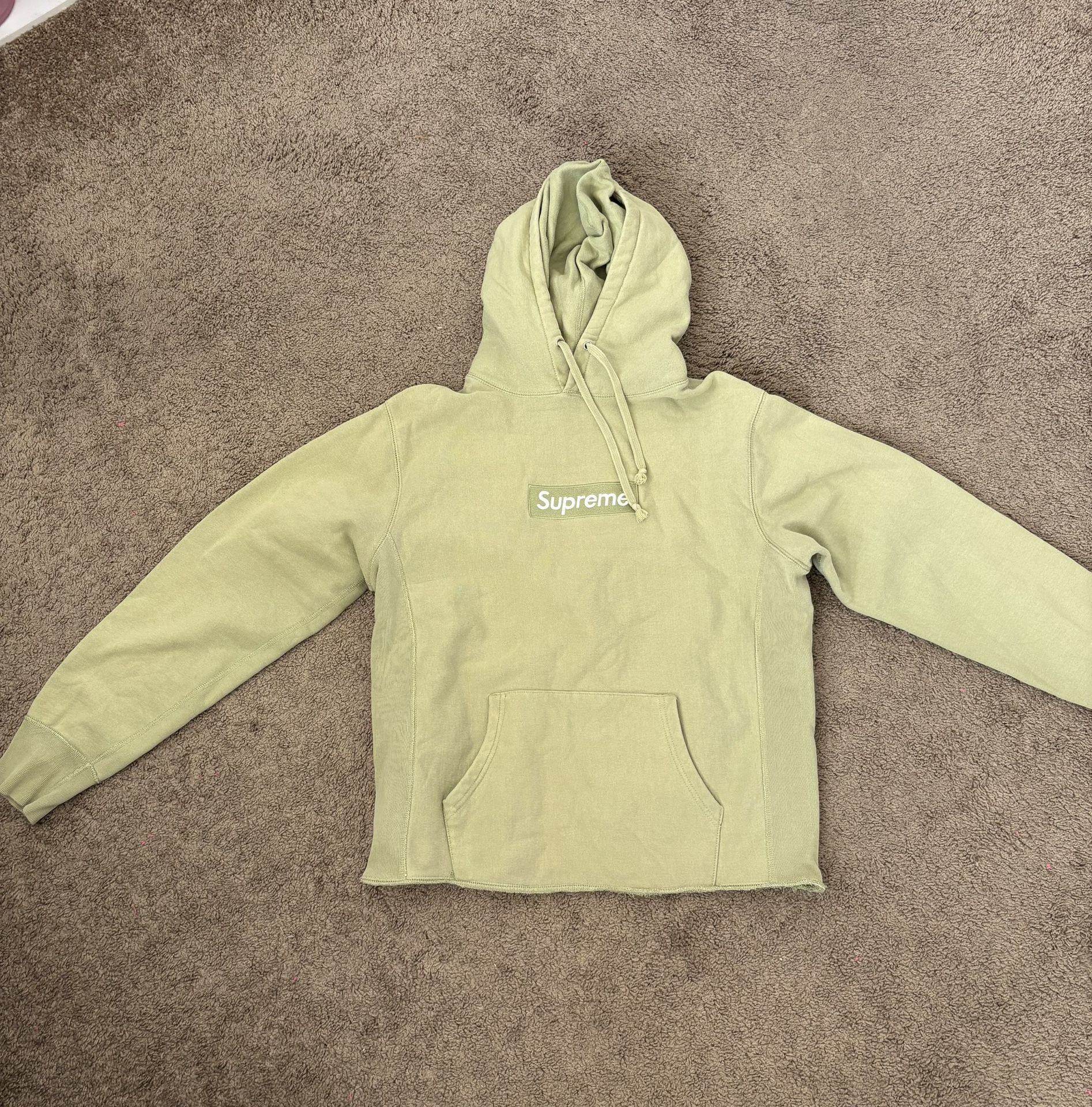 Supreme hoodie