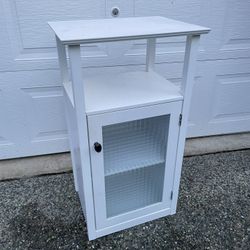 Cabinet - Bathroom Floor 