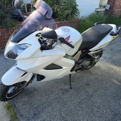 2007 Honda VFR800