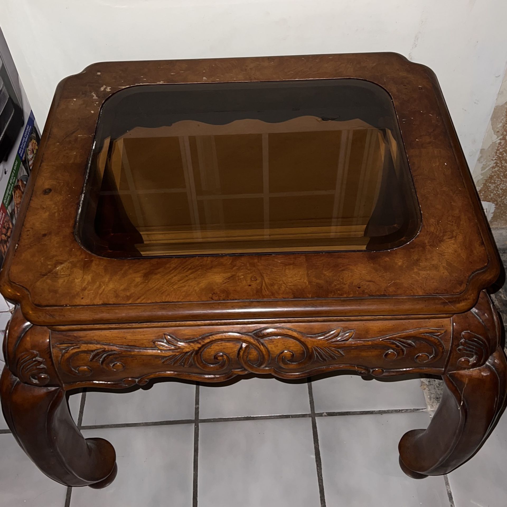 Solid Wood Antique Side Table With Glass Top This Is A One Of A Kind And Antique, Beautiful hand Carved Solid Wood Make Reasonable Offer 