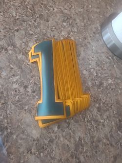 JERSEY TYPE IRON ON GREEN/GOLD #1 LOT OF 25