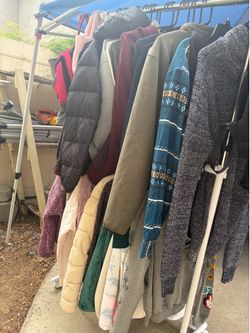 Yard sale (Plushies, Vintage clothes, Anime)