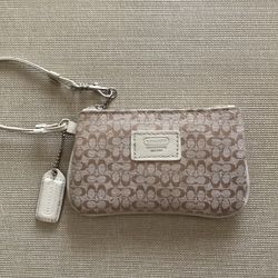 Coach Cloth Wristlet 
