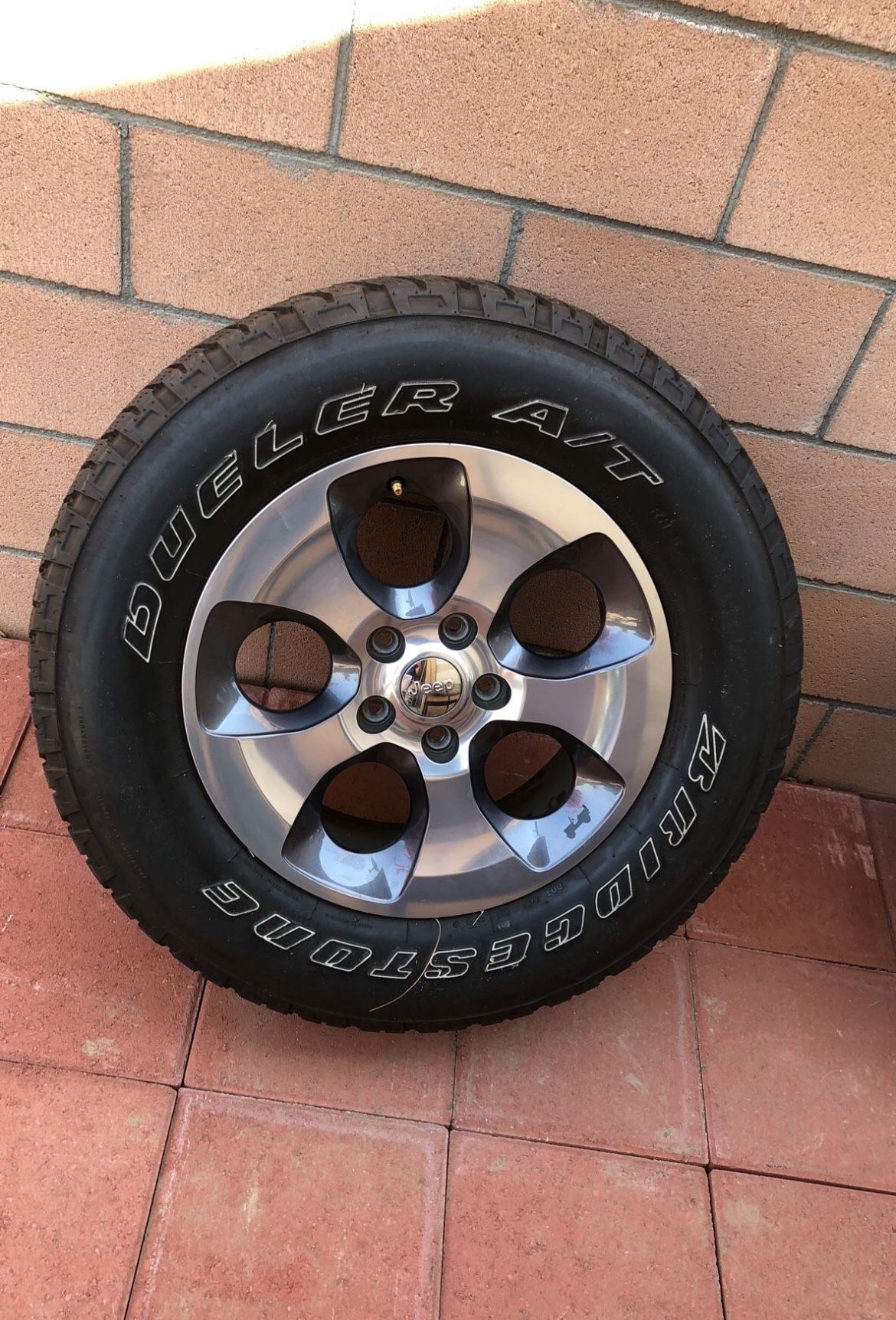 Jeep Stocked Tires 18inch From A 2016 Jeep Wrangler