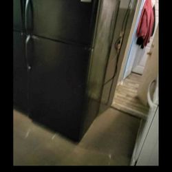 REFRIGERATOR. NICE CLEANING AND GOOD WORKING EVERYTHING 2 OLD