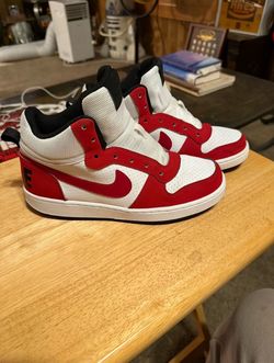 Nike Borough Mids
