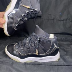 Jordan 11 Jubilee Size 4
