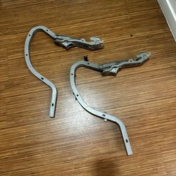 Is 300 Lexus.   2001 To 2005